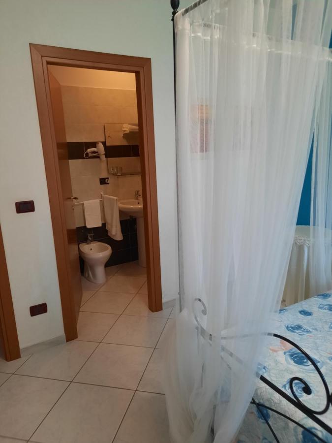 Il Casale Di Rodolfo Bed & Breakfast Termoli Ngoại thất bức ảnh