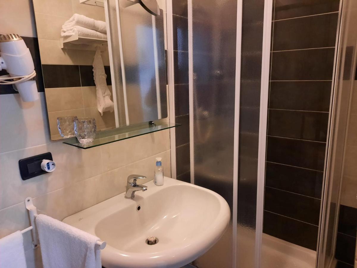 Il Casale Di Rodolfo Bed & Breakfast Termoli Ngoại thất bức ảnh